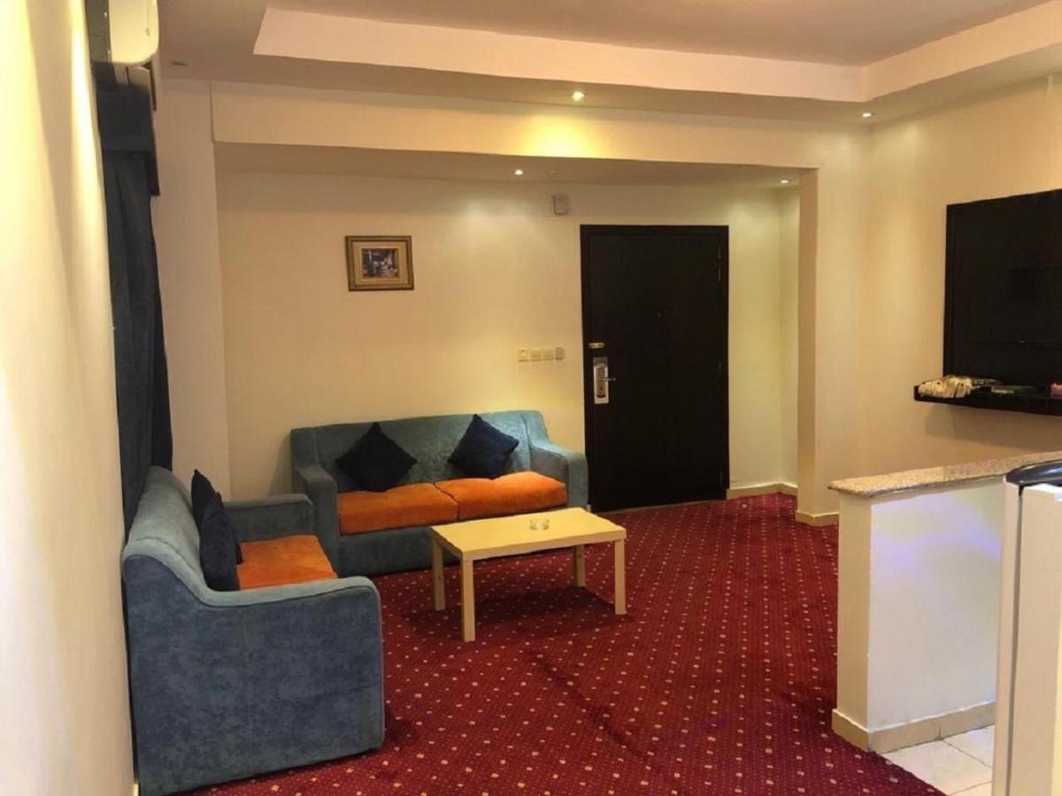 Samaya Royal Afif Aparthotel Exterior photo